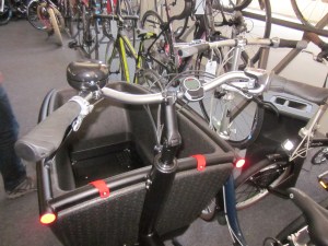 I have no idea why that controller is sitting in the middle of the handlebars. Awkward.